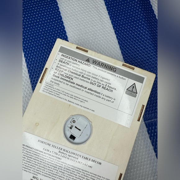 ✨🎉 NEW Fortune Teller Table Decor With Battery Operated/Included - Picture 2 of 14